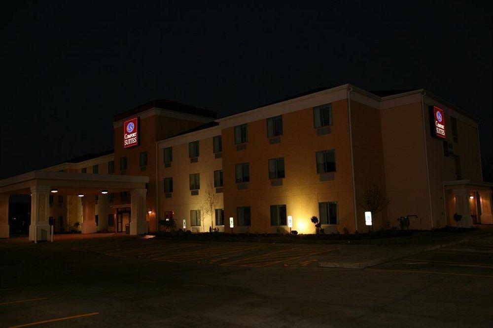 Comfort Suites Bloomington I-55 And I-74 Екстериор снимка