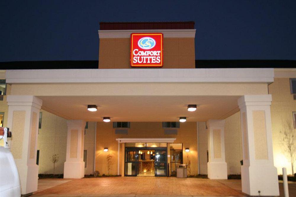 Comfort Suites Bloomington I-55 And I-74 Екстериор снимка